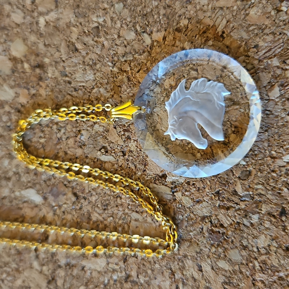 Etched Glass Intaglio Horse Pendant With 9" Goldtone Chain